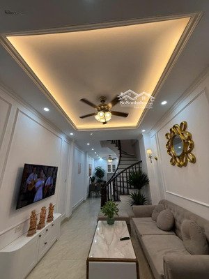 chính chủ bán nhà 4 tầng tây mỗ diện tích :36m, phường tây mỗ quận nam từ liêm.