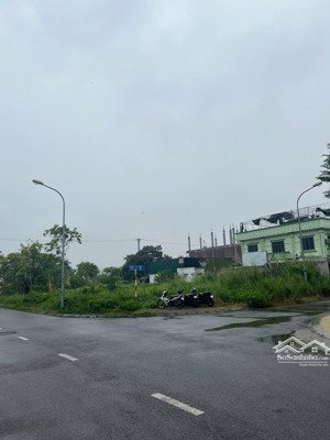 lô góc 519m2. 2 mặt tiền - làng nghề kiêu kỵ. (đất tmdv hsd 50 năm)