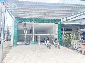 cho thuê căn nhà góc 2 mặt tiền đường nguyễn văn cừ, ngang 7,6m nở hậu 10,5m