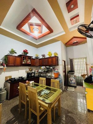 bán nhà hẻm 1017 lạc long quân, phường 11, tân bình (4*15,5) 5 tầng, 11 tỷ