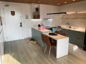 cho thuê căn hộ 2pn 2wc giá 15tr/ tháng lh em hương