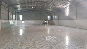 nhà xưởng cho thuê đường thạnh xuân 43, p thạnh xuân quận 12 dt: 600m giá 35 triêu lh: 