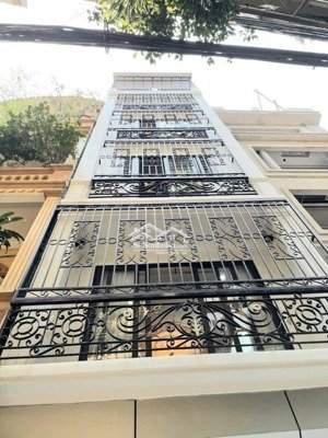 thái thịnh, 34m*6t*giá chào 8,3 tỷ, thoáng trước sau, mt hoa hậu, ô chờ thang máy, ở cực vip.