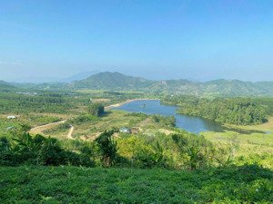 bán đất 2.5 hecta view hồ cây sung, xã diên tân, diên khánh giá chỉ 100k/m2. lh 