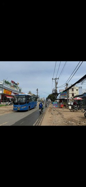 cho thuê đất trống 1.500 mét mt nguyễn thị định