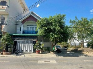 giảm sốc 1 tỷ! bán biệt thự vĩnh hòa, nha trang.