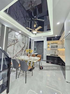 nhà đúc 3 tấm đẹp, hoàn công, full nội thất, gần chợ phú phong 300m, p.bình chuẩn, tp.thuận an