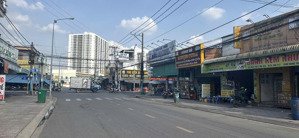 nhà mặt tiền kinh doanh thuận giao. dt 10*32m, lh 