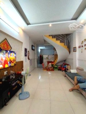 tân phú đẳng cấp- 4 tầng hiên ngang -80m2 hoành tráng -đường nhựa 12m mê ly giá ngọt ngào 9tỷ8 tl