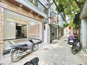 nhà bán ngõ quỳnh diện tích 67m2 thang máy lô góc - nhà xây mới 5 tầng mt 7.9m giá 15 tỷ.