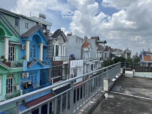 bán nhà 3 tầng - thạnh lộc 22 - 5mx 18.5m - xe hơi ngủ trong nhà - giá 5.8 tỷ