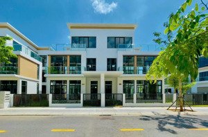 chính chủ bán gấp biệt thự lỗ trên giá hợp đồng - tin chuẩn 100% - hàng độc quyền
