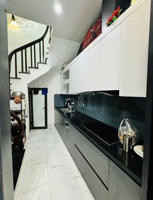 bán nhà nguyên căn liền kề phố minh khai- gần oto, dân trí cao- 33m- 6,59 tỷ