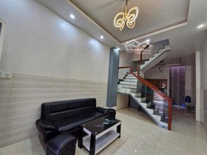nhà 2 tầng hxh cực đẹp ngay kha vạn cân linh chiểu thủ đức