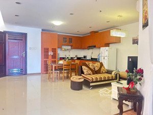 chuyên bán căn hộ silver sea 2pn. bán căn 105m2 2pn 2wc. giá chỉ 3,9 tỷ. lh: ms. thuỳ 