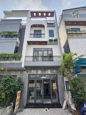 bán nhà 1 trệt 2 lầu kdc phú hồng khang , p.bình chuẩn, tp thuận an