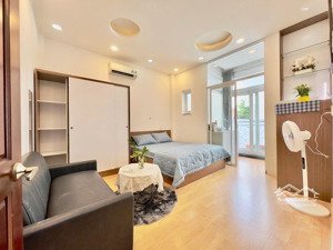 căn hộ mới 30m2 full nội thất ban công - đường yên thế, tân bình - gần sân bay, công viên gia định