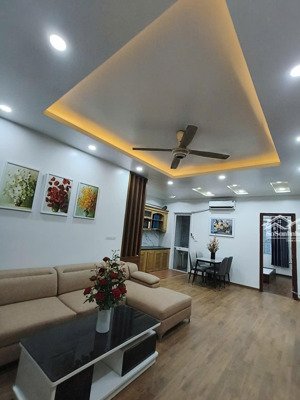 cần bán cc nam xa la 75m2 pn 2vs ban công đông nam mát lịm giá 3,x tỷ full đồ có sổ. ảnh thật 100%