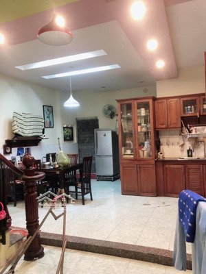 bán nhà khu làng đại học xô viết nghệ tĩnh 3 tầng btct - 43m2 - vuông vức - ngang lớn - nhỉnh 6 tỷ