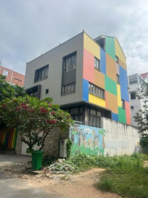 chuyển nhượng biệt thự đơn lập 400m2 kdc him lam, quận 7. nhà cách hồ cảnh quan chỉ vài bước chân