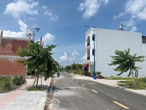 chính chủ gửi bán lô tđc hoà long không vương, hướng đông nam giá rẻ! 