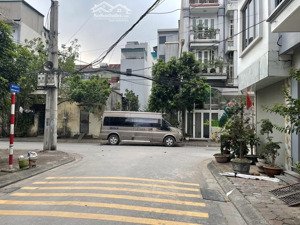 bán đất ngô gia tự, long biên: 35m2, 5 tỷ, ô tô tránh, vào đất, vuông đẹp, 