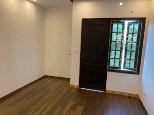 cc cần bán phân lô trần quốc hoàn 42m2*5t*3.7mt=15.4 tỷ-kinh doanh-ô tô-sát phố -cầu giấy