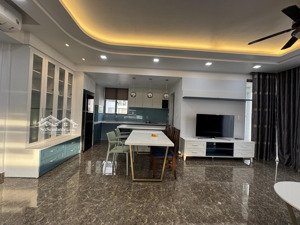 bán căn hộ 3 phòng ngủ green valley phú mỹ hưng giá tốt