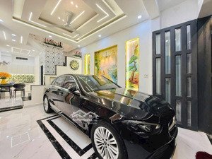 bán nhà riêng ái mộ- dt 34 m2- 4 tầng- 3 ngủ- ô tô nằm nhà- giá 6 tỷ 3- ở sướng.