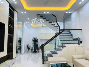 bán nhà lê đức thọ - ô tô gần phố - nhà đẹp ở ngay - giá 9 tỷ