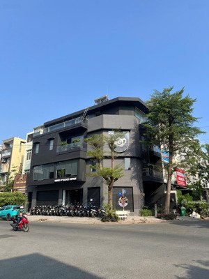 hàng hiếm! bán siêu phẩm mặt tiền cao đức lân - dt: 8x20m - 4 tầng - hđt: 145 tr/th - giá: 36 tỷ tl