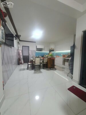 Bán nhà 3 tầng đường Huỳnh Tấn Phát, Hải Châu Tp Đà Nẵng.DT 95m2 (5 x 19)m. Giá bán 14tỷ