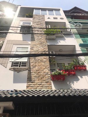 bán nhà 2 mặt hẻm xe hơi đường phan xích long,phường đức nhuận. 4m x 13.5m, trệt 3 lầu. chỉ 10 tỷ