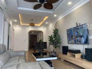 chủ nhà cần gấp bán căn 2 ngủ trung tâm thanh xuân 79m2 2 ngủ 2 vệ sinh để lại hết nội thất .