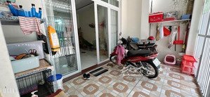thạnh lộc 22, nhà 3 tầng, dt 5mx18m sổ cn 91m2, 3 pn, giá 5.8tỷ,