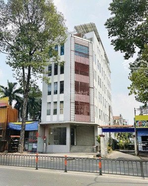 (hot) góc 2 mt lý thường kiệt ngay bv thống nhất. dt 8x28m, hơn 1500m2 sàn, giá chỉ hơn 80 tỷ