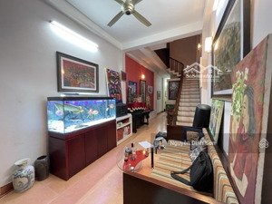 bán nhà chợ ngọc thuỵ 78m 11.45 tỷ 3m ra ôtô tránh