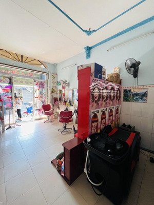 bán nhà mặt tiền lk 16-18 bình tân, 2 tầng ngang 3,8m dài 11m