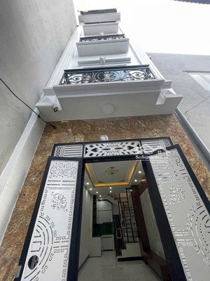 hiếm! nhà xây độc lập - ỷ la, dương nội mặt ngõ công, gần đh kiểm sát - ô tô đỗ gần dt 32m2*5t