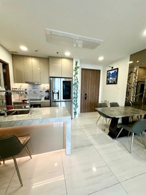 cho thuê ch king dom 101 , q.10, 1-2-3 phòng, giá từ 15-20 triệu , ở liền, nhà đẹp, hướng mát