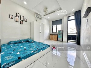 studio ban công - bếp xa giường - full nội thất - ngay vòng xoay đa kao - giáp q1, q2