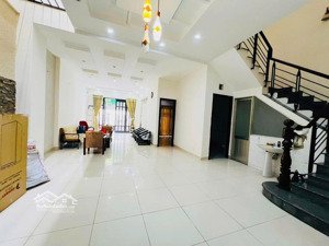 cho thuê biệt thự góc 2mt nguyễn gia trí d2 14x14m trệt 2 lầu