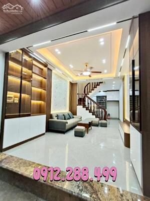 KIM NGƯU – HAI BÀ TRƯNG – 43M - 4PN – 9,6 TỶ - TẶNG FULL NỘI THẤT – GẦN Ô TÔ