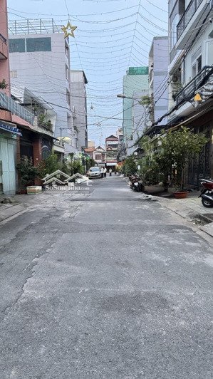nhà bán đường gò dầu - quận tân phú - hẻm xe hơi - 4 tầng - 65m2 - nhỉnh 6 tỷ.