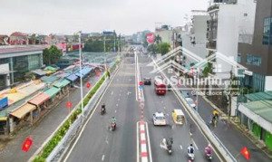 [bán nhà] chính chủ bán nhà lô góc 2 mặt tiền đều ô tô tránh.