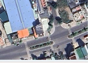 chính chủ bán nhà mặt tiền đường 30m phước hải, nha trang