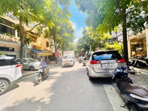 bán nhà ngõ 84 ngọc khánh lô góc kinh doanh ô tô tránh giá 31 tỷ