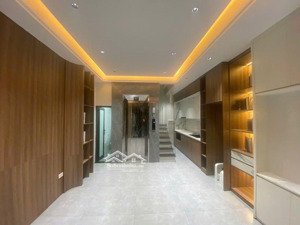 nhà dân xây, 5 tầng, thang máy, nội thất sịn sò, thông số vàng tại vạn phúc- hà đông