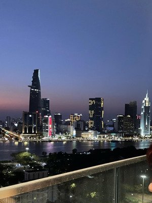 chính chủ cho thuê căn hộ 1pn ở empire city thủ thiêm, view sông bitexco đẹp, nhiều tiện ích