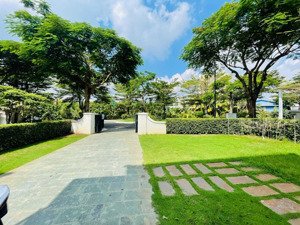 bán biệt thự đơn lập 487m2 full nt view sông, giá 87 tỷ, gọi vũ xem nhà : 